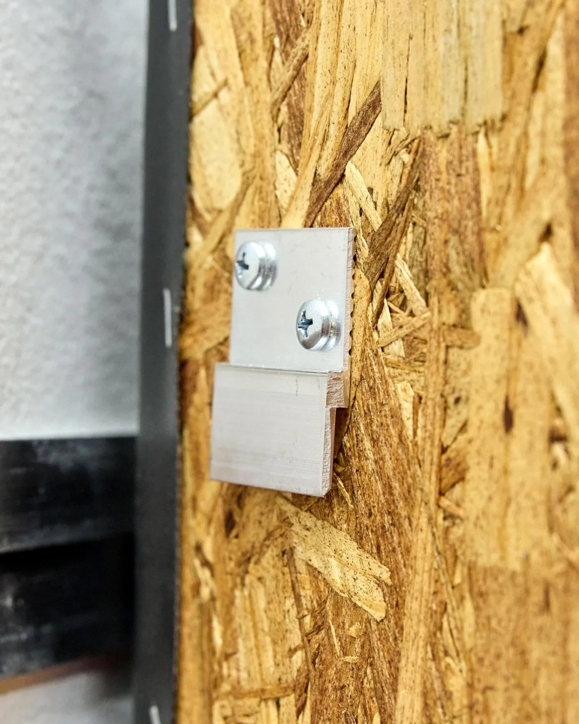Z Clip Mounting System